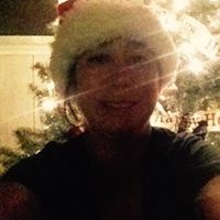 Amanda Holman Photo 34
