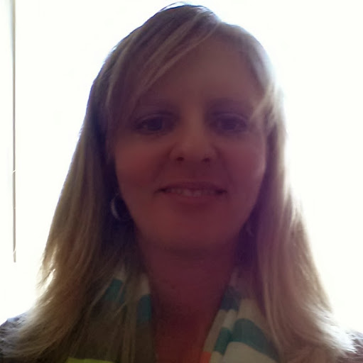 Julie Little Photo 27