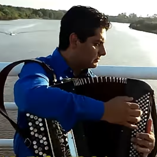 Antonio Figueroa Photo 6
