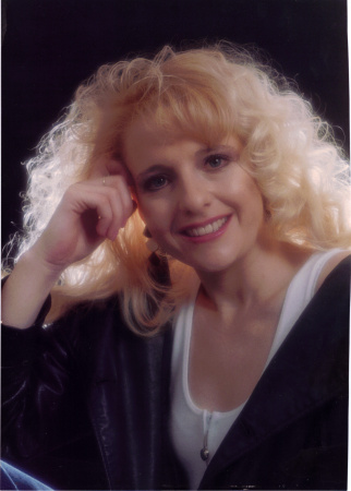 Debbie Hines Photo 29