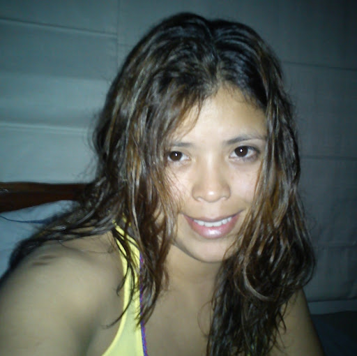 Kelly Villar Photo 5