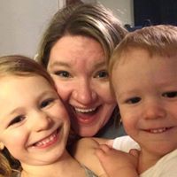 Emily Hayes Photo 28