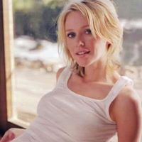 Anne Darrow Photo 13