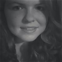 Julie Stanfield Photo 10