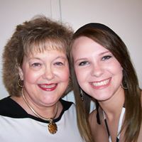 Teresa Lowe Photo 7