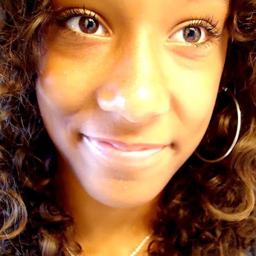 Victoria Yoder Photo 3
