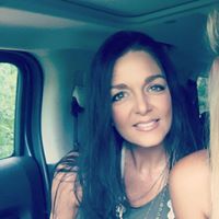 Victoria Armstrong Photo 21