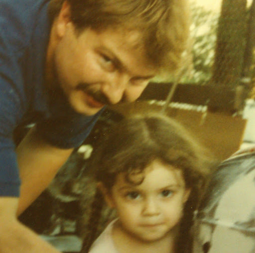 Julia Hilton Photo 7