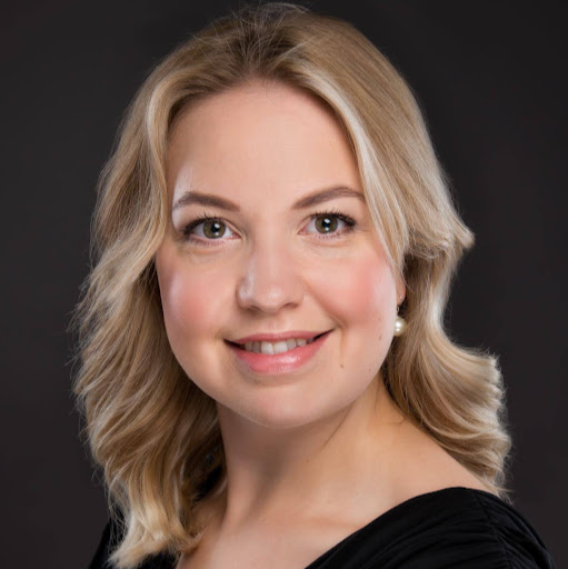 Sarah Carlin Photo 20