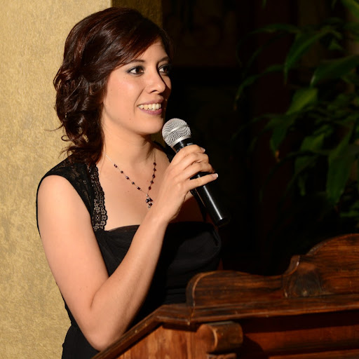 Laura Blanco Photo 36