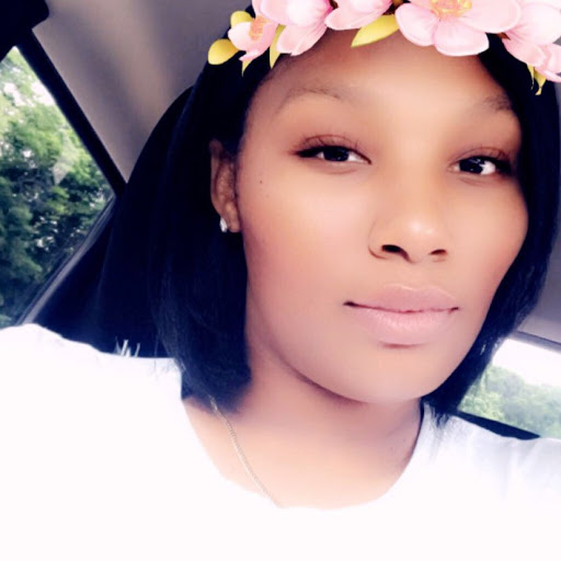 Christine Knox Photo 19