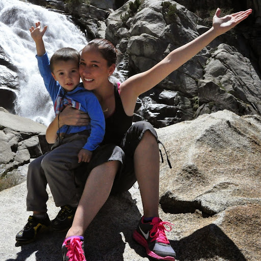 Ana Dominguez Photo 10