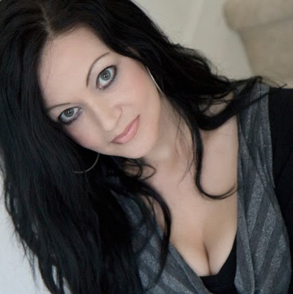 Victoria Mcdonald Photo 22