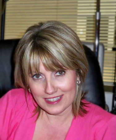 Aimee Phillips Photo 21