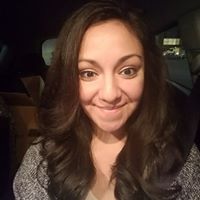 Sara Trevino Photo 17