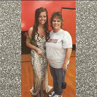 Michele Reynolds Photo 43