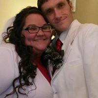 Elizabeth Laughlin Photo 38