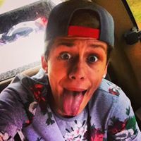 Quinton Simmons Photo 14