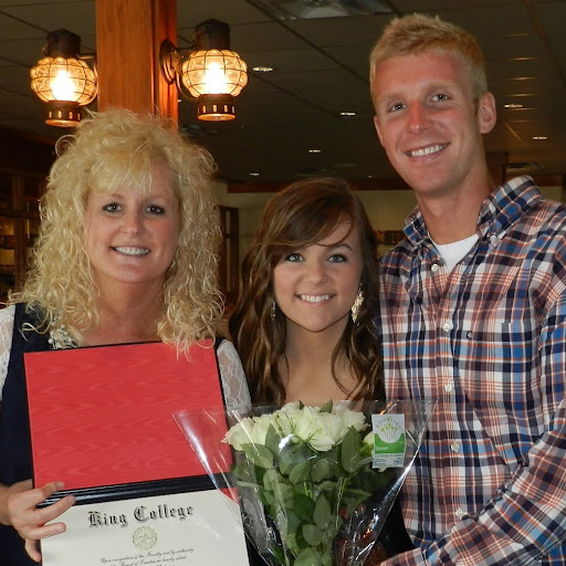 Kristi Peters Photo 20