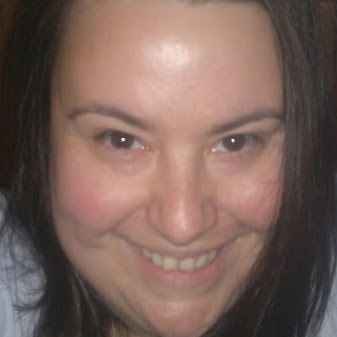 Hannah Gross Photo 17