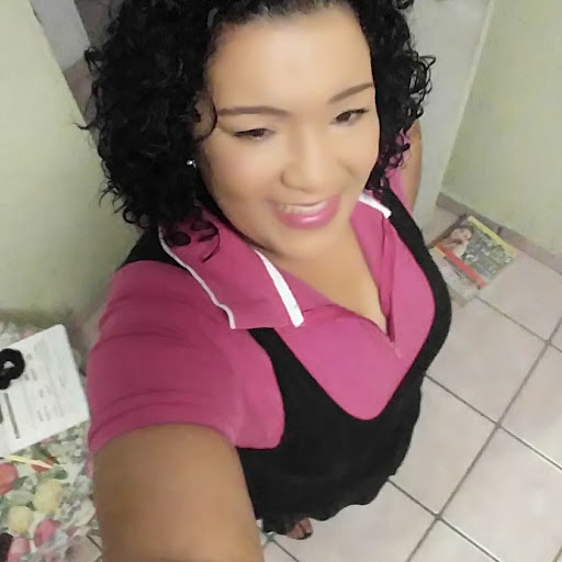 Maria Tavarez Photo 30