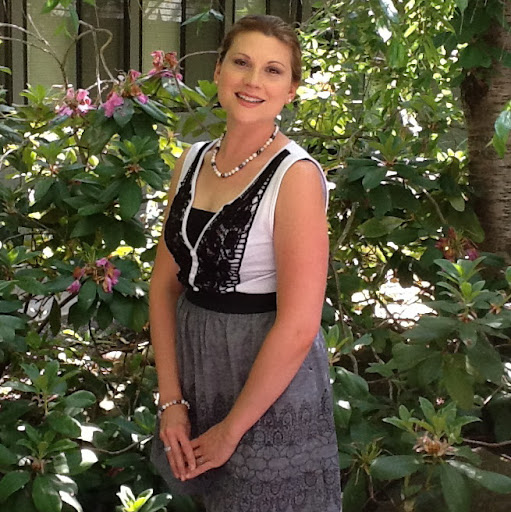 Julia Sutton Photo 37 Julia Sutton Photo 37