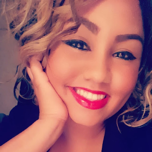 Victoria Castillo Photo 5