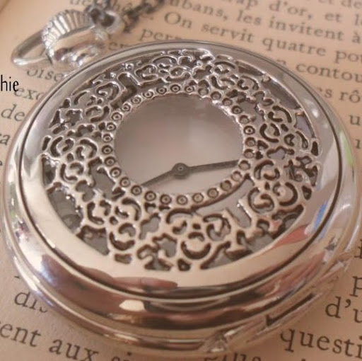 Julie Gruber Photo 17