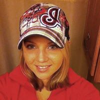 Christina Moon Photo 15