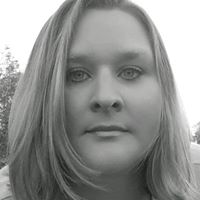 Michelle Poe Photo 20