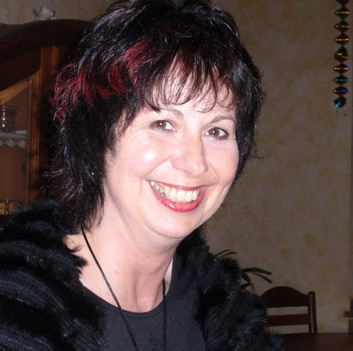 Christine Zucker Photo 6