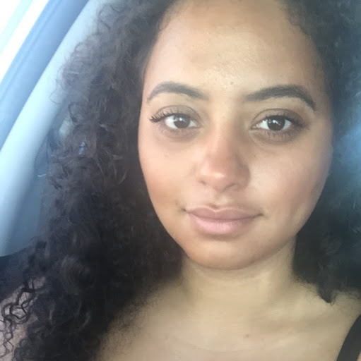 Jackie Vaughn Photo 23