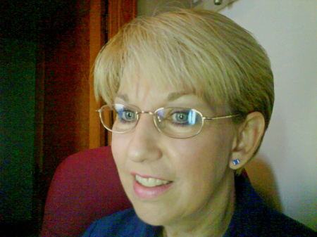 Julie Nelson Photo 48
