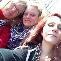 Jennifer Hiatt Photo 34