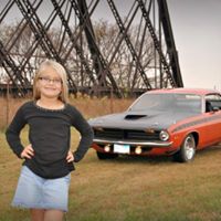 Lori Amundson Photo 16