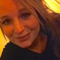 Julie Nielsen Photo 36