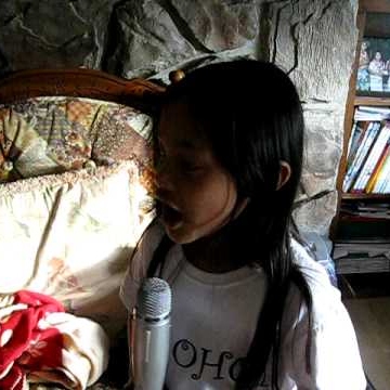 Connie Cruz Photo 13