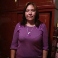 Elizabeth Barrios Photo 26