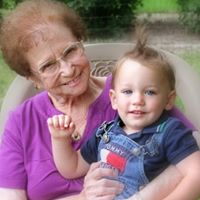 Evelyn Arnold Photo 8