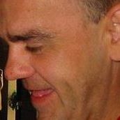 Stephen Riddle Photo 16