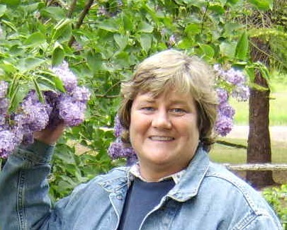 Julie Wilkinson Photo 34