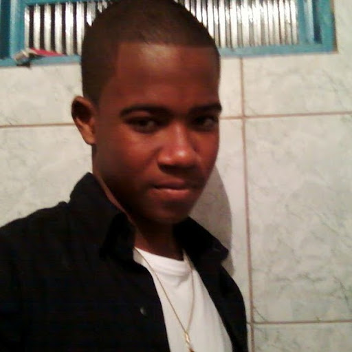 Eduardo Lucas Photo 16