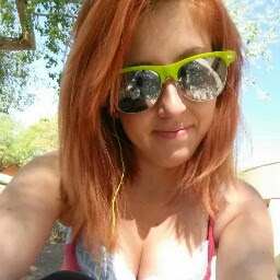 Chelsea Fletcher Photo 23