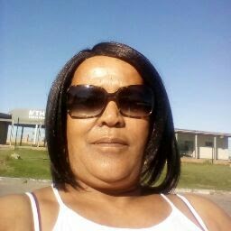 Ellen Hendricks Photo 4