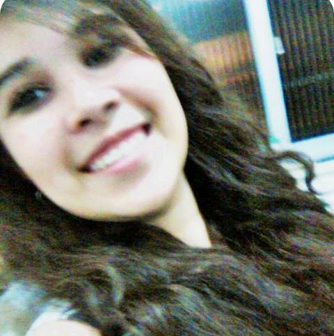 Sarah Azevedo Photo 3