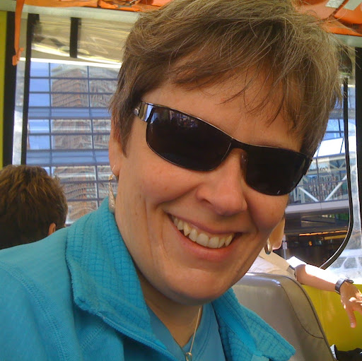 Christine Connors Photo 21