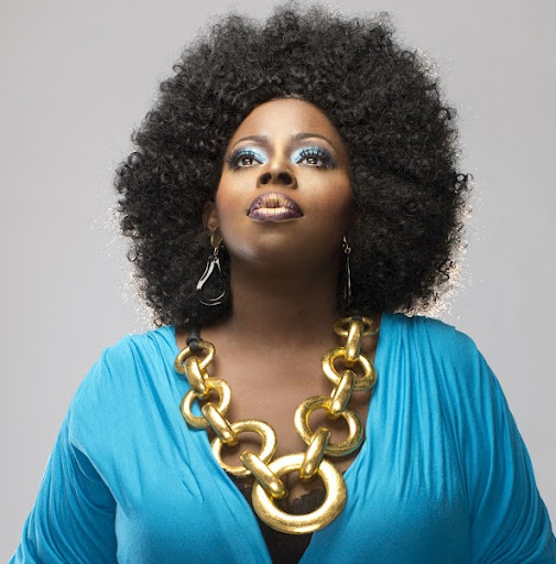 Angie Stone Photo 9