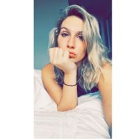 Hannah Stack Photo 19