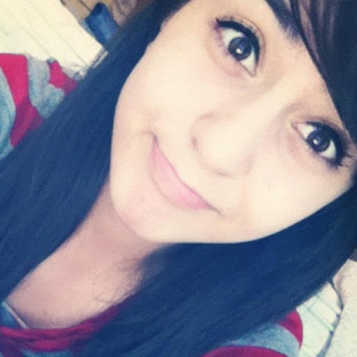 Lily Gaitan Photo 6