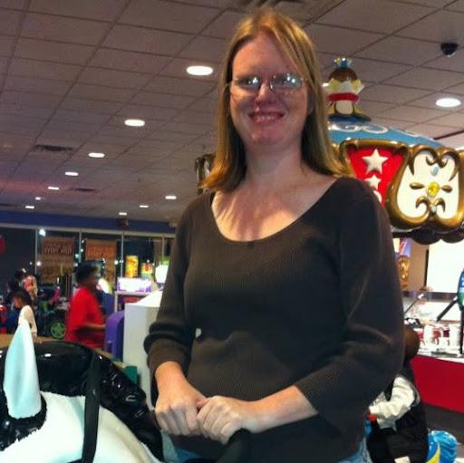 Sara Floyd Photo 20